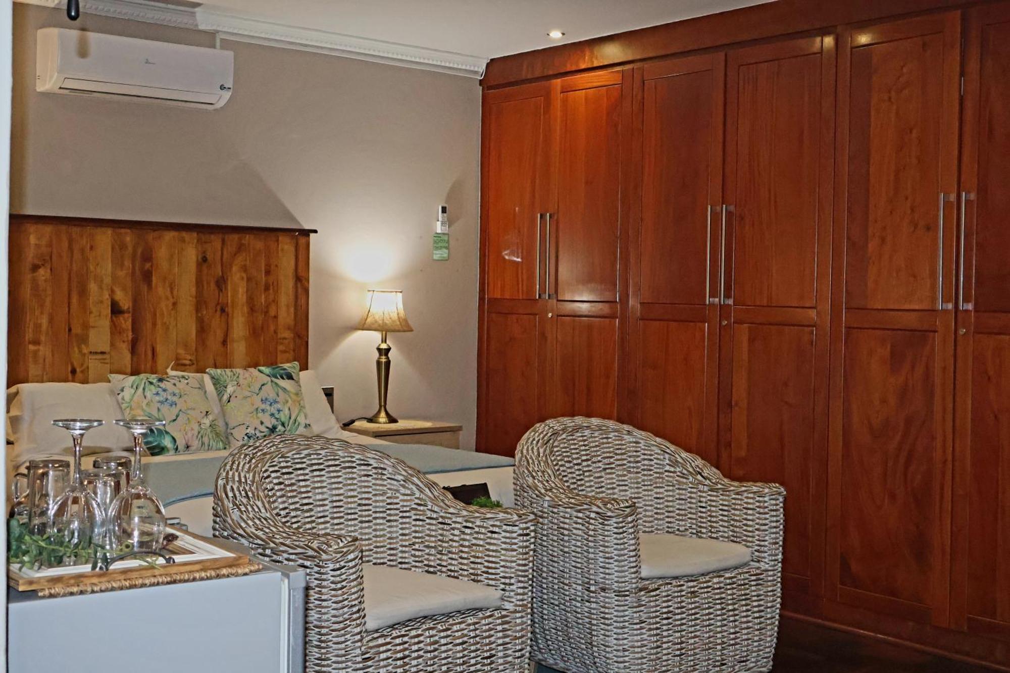 The Leopard Tree Bed & Breakfast Polokwane Exterior photo